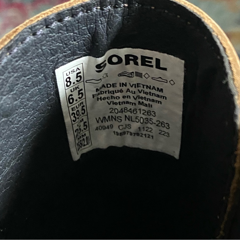 Sorel - Women’s Joan Now Lace Boot Caribou Buff Black - size 8.5 - Picture 10 of 10
